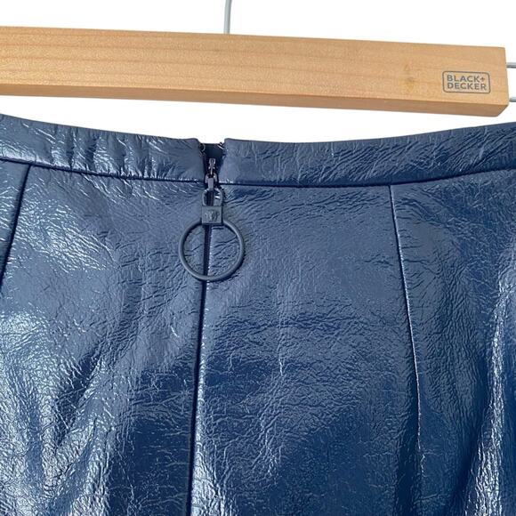 Versace NWTs Faux Leather Navy Blue Zipper Sides Mini Skirt size 4 Size 38 - Picture 4 of 11